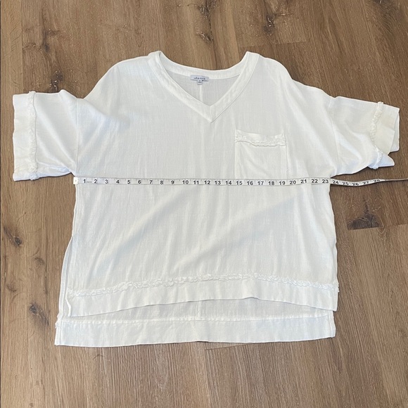 NWOT, White Linen Blend White Birch Relaxed Fit Blouse with Fringem Size Small - Picture 6 of 8